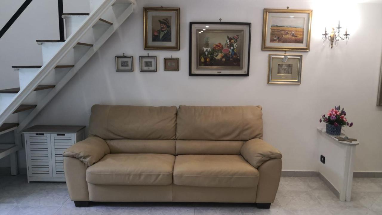 דירות נאפולי Centro Storico S Chiara House מראה חיצוני תמונה